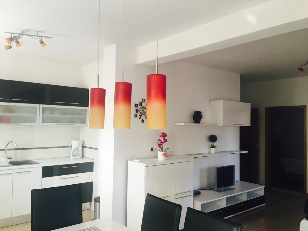 Apartment Leonardo Biograd Na Moru Bagian luar foto